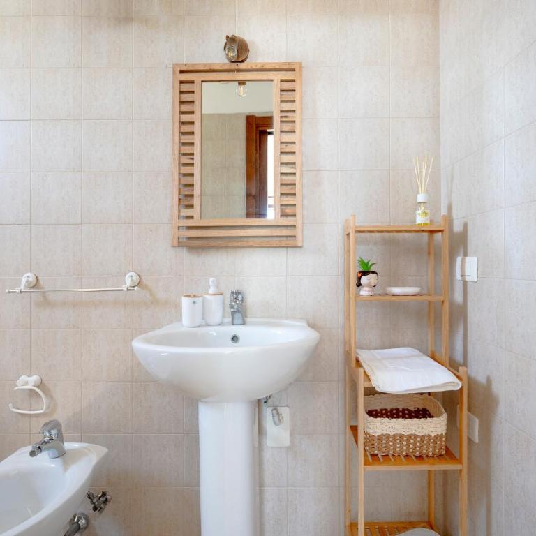 GuestHost - Contrada Mavugliola Apartments with Patio and Parking - One-Bedroom Apartment - 12