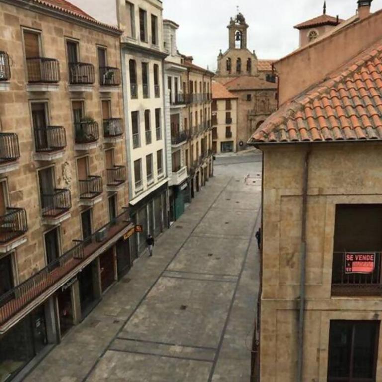 CASA TITA PLAZA MAYOR a 1 minuto, 5 baños - Apartment - 3