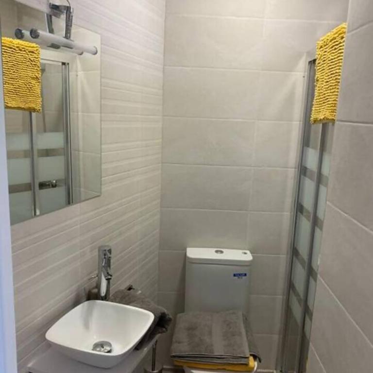 CASA TITA PLAZA MAYOR a 1 minuto, 5 baños - Apartment - 22