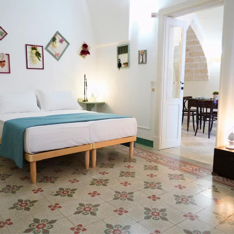 Casa Giardino - RELAX, VISTA, MAGIA nel CUORE BIANCO di OSTUNI - Camera Tripla con Vista Giardino - 32