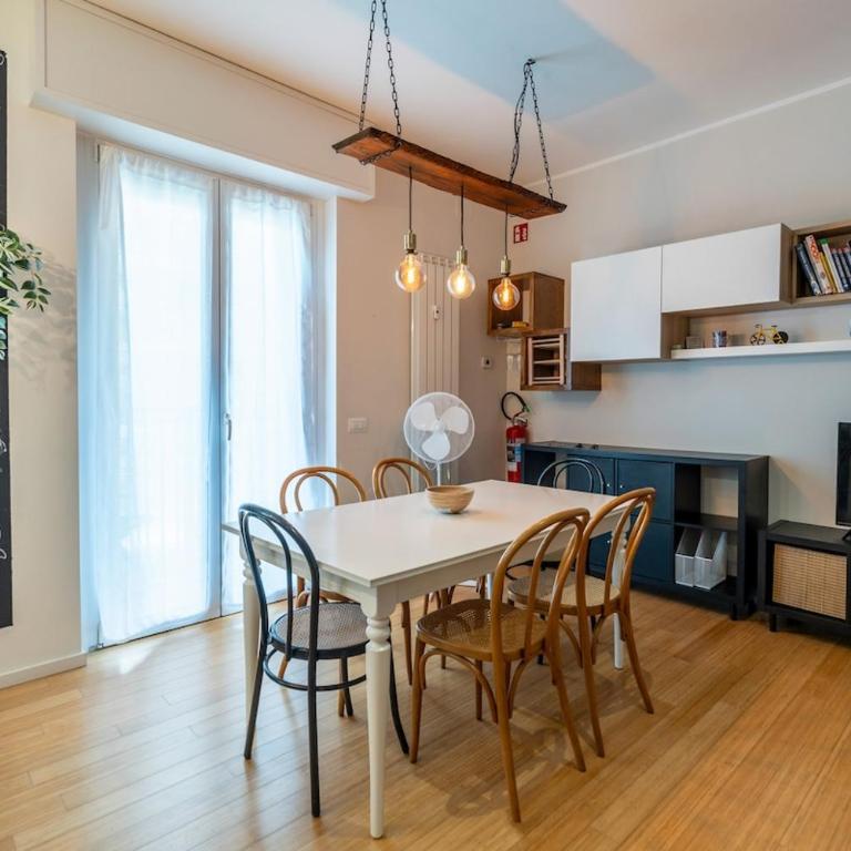 Home Sweet Milano - near Linate Airport - Appartamento con 2 Camere da Letto e Balcone - 2