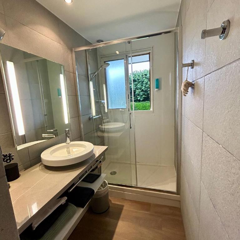 Chiberta Studio 3 étoiles climatisé piscine plage & golf - Apartment mit 1 Schlafzimmer - 50