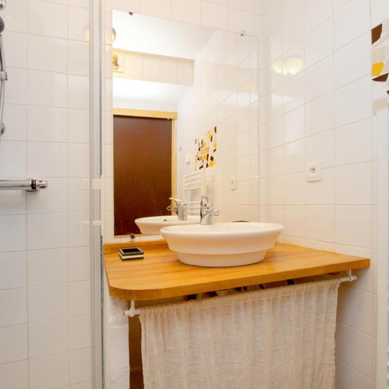 Joli appartement à l'arrière du Chalet Chantelouve - Appartamento con 3 Camere da Letto - 25