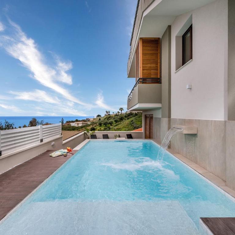Appartamenti in Villa Syrenis vista mare con piscina riscaldata e campo da bocce - Appartamento Standard con 3 Camere da Letto - 35