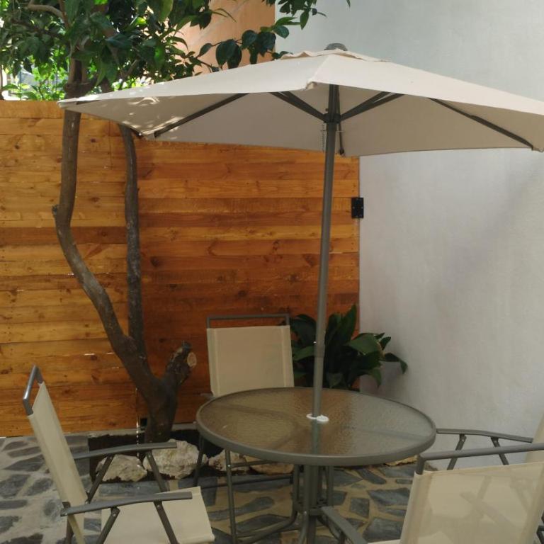 Apartamentos Fernando El Catolico - Apartamento de 1 dormitorio con vistas al jardín - 7
