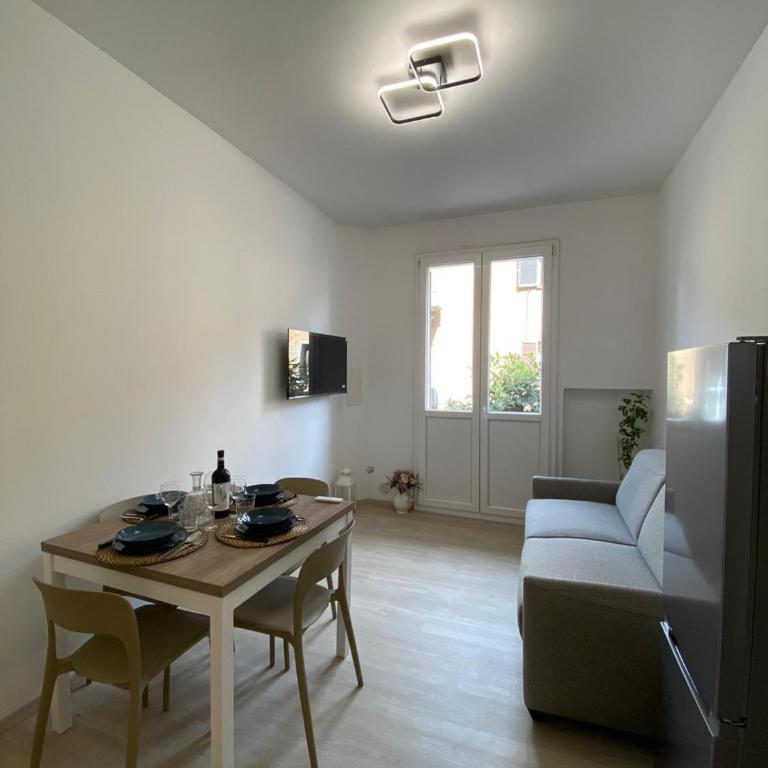 Station's Nest - Bologna Fiera - Free Parking - Appartamento con 2 Camere da Letto e Balcone - 3