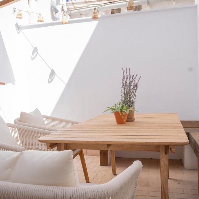 Apartamento con patio playa cabanyal - Apartamento de 1 dormitorio - 28