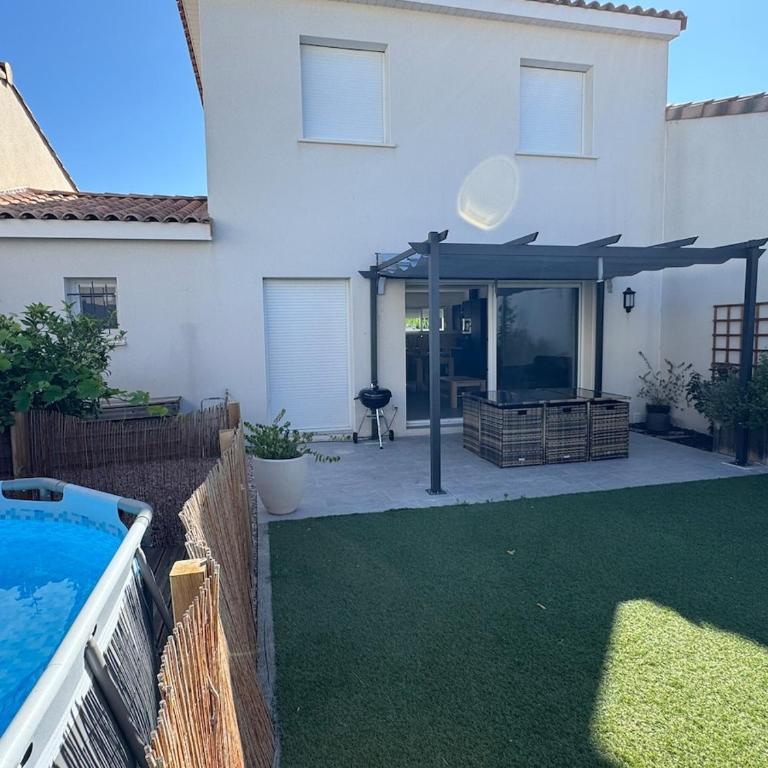 Belle villa neuve avec jardin et parking privé - Villa 1 Chambre - 27