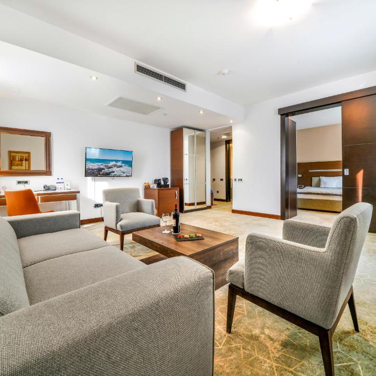 IN Hotel Beograd - Junior Suite - 5