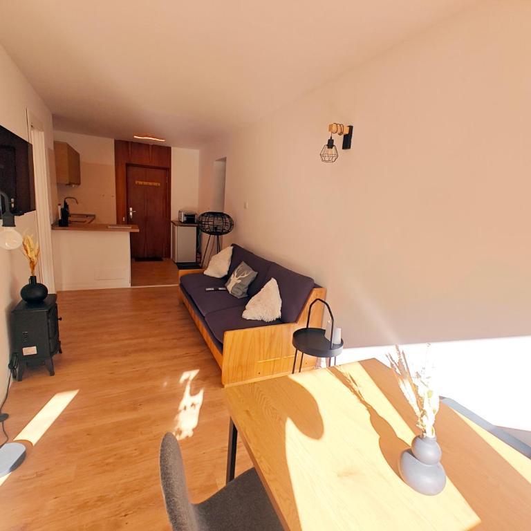 Ski View - CieloAlto Cervinia - Appartamento con 2 Camere da Letto - 2