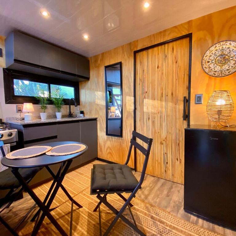 Cozy, tiny house, walking distance from the ocean - Casa con 1 dormitorio - 61