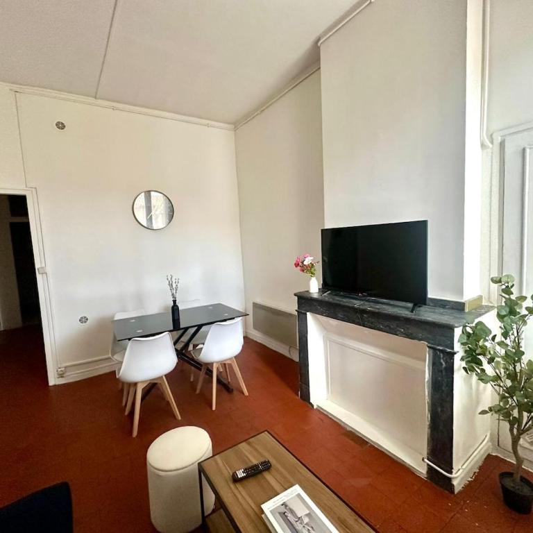 Appartement de type 3 de 65 m2 Narbonne centre - Appartamento con 2 Camere da Letto - 5