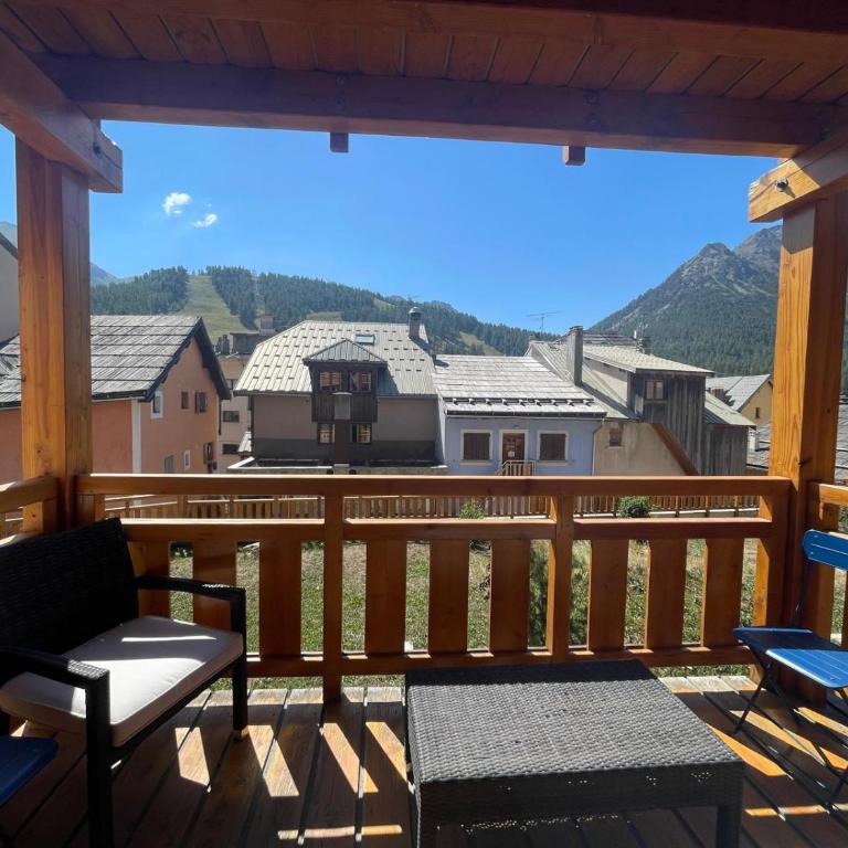 Tanières de Montgenèvre - Snowgreen appartement de standing Granges de Caterina 93 m2 8 p vue Janus proche pistes et centre - Appartamento con 3 Camere da Letto - 3