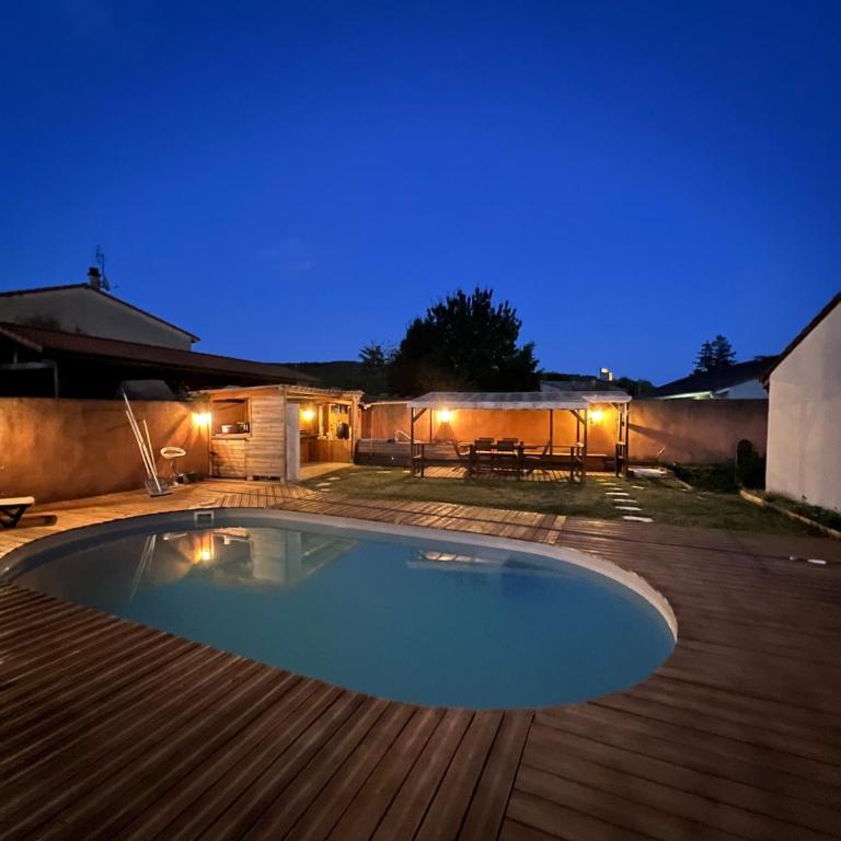La maison de Claude avec terrasse et piscine - Villa 3 Chambres - 3