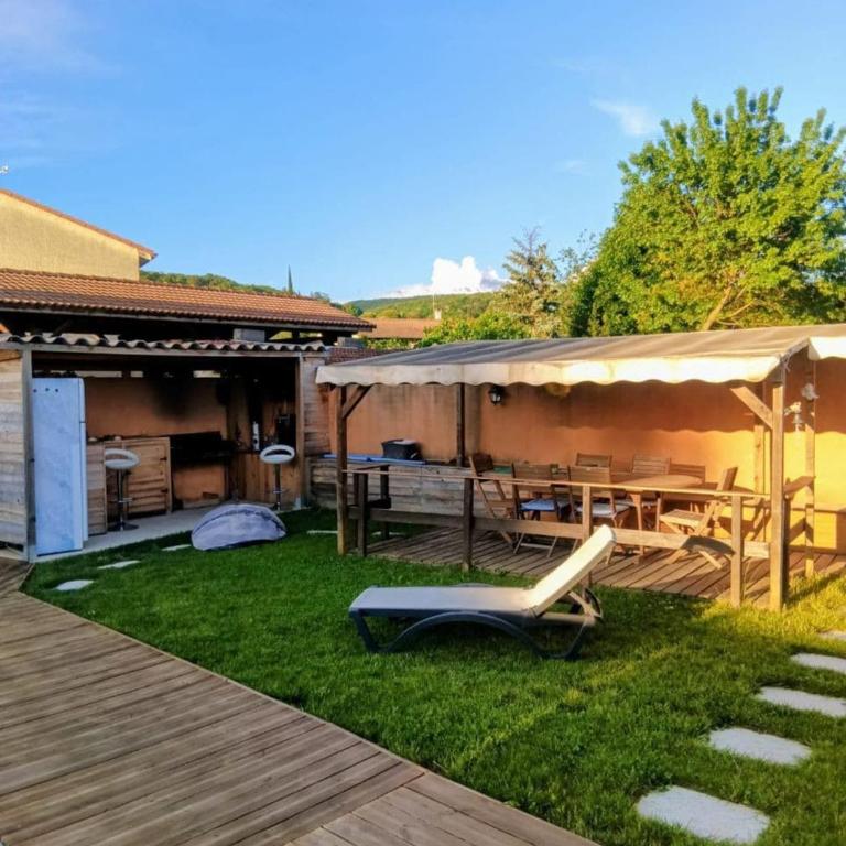 La maison de Claude avec terrasse et piscine - Villa 3 Chambres - 2