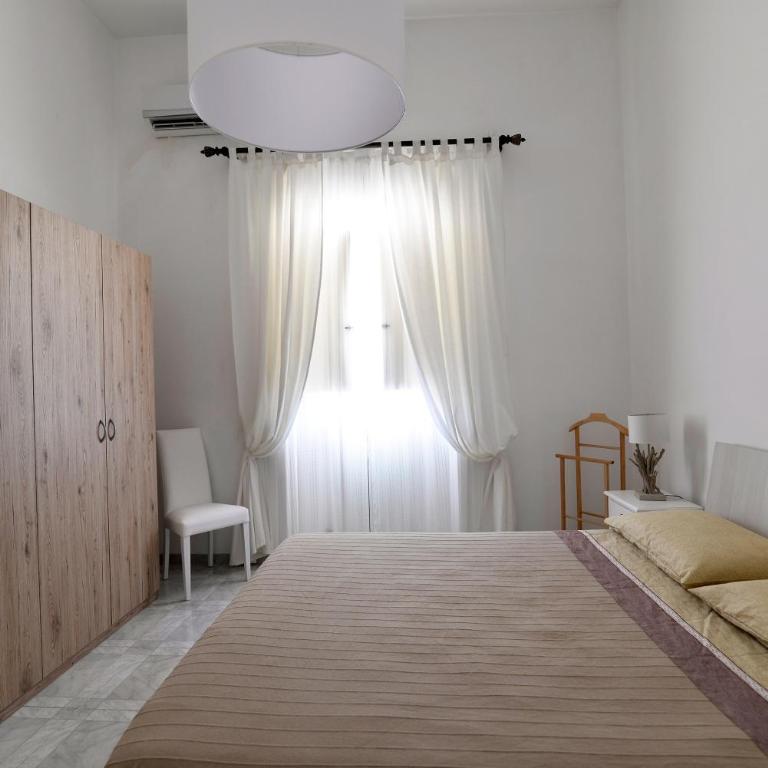 Affittacamere A Pochi Passi - Camera Familiare con Bagno Privato - 9