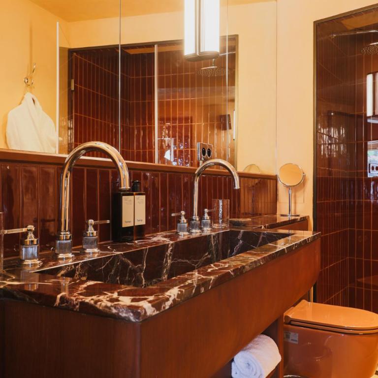 Hôtel Confidentiel - Louvre - Chambre Prestige - 19