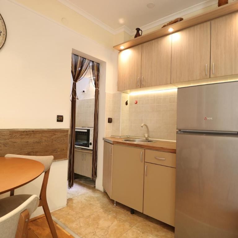 Studio Apartman Vladar - One-Bedroom Apartment - 2