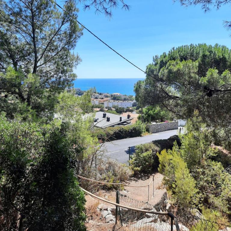 Appartement vue mer - Calme - Parking - Tennis - Piscine été - Appartement 2 Chambres - 35