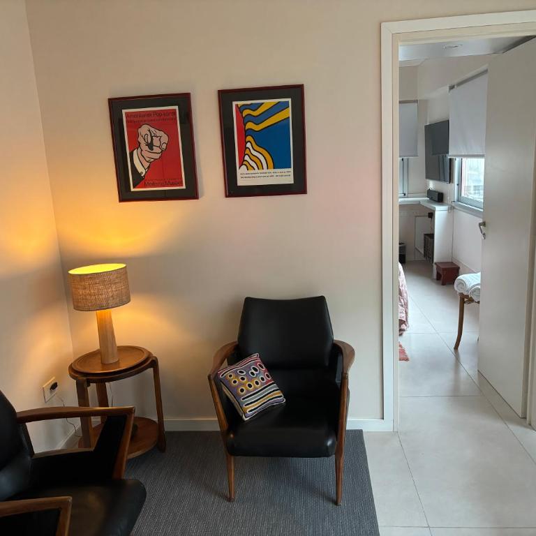 Moderno departamento sobre Av Corrientes con garage para autos - Apartamento de 1 dormitorio - 2