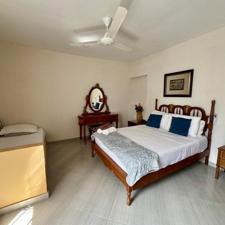 Casa Stephanie - Getsemani - Private pool - Four-Bedroom House - 7