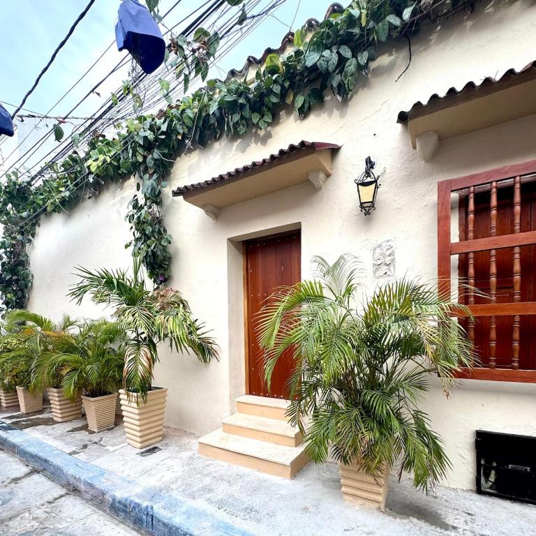 Casa Stephanie - Getsemani - Private pool - Four-Bedroom House - 43