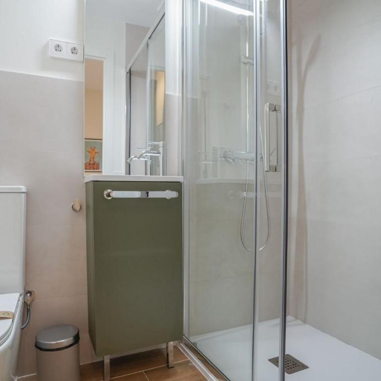 Modern apartment-2Bedrooms 2Bathrooms-Bernabéu - Apartment - 20