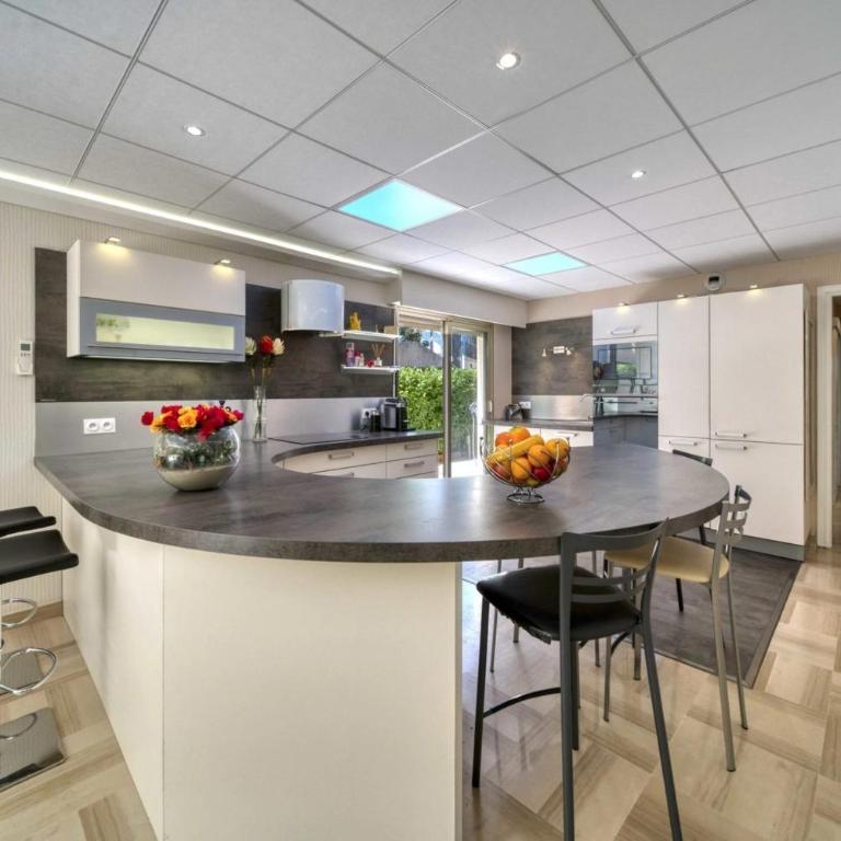 REF 1413 - Cannes Center Appartment for rent - Appartement - 8