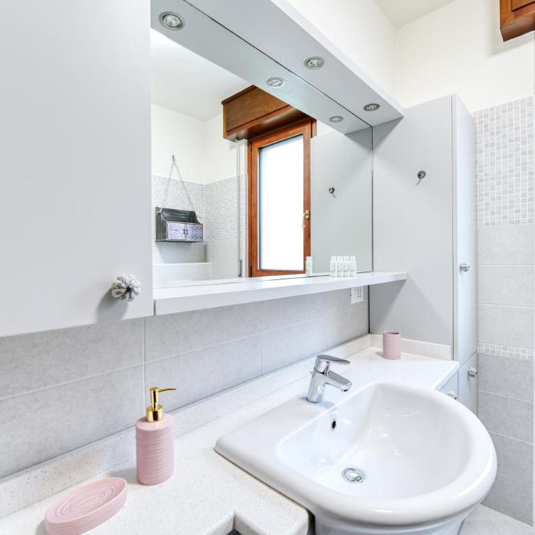Smart House - Sirmione Holiday - Appartamento con 2 Camere da Letto - 57