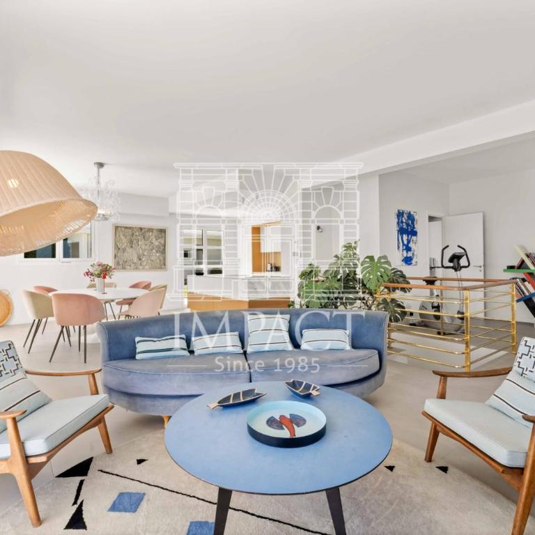 Ref 2182 - Seasonal rental in Golfe-Juan - Villa 190 m - Villa - 7