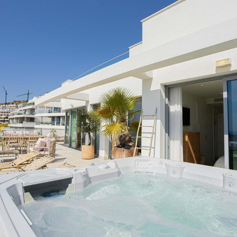 One Residences - 2 bedroom penthouse with jacuzzi and panoramic view - Apartamento con vistas y balcón - 29