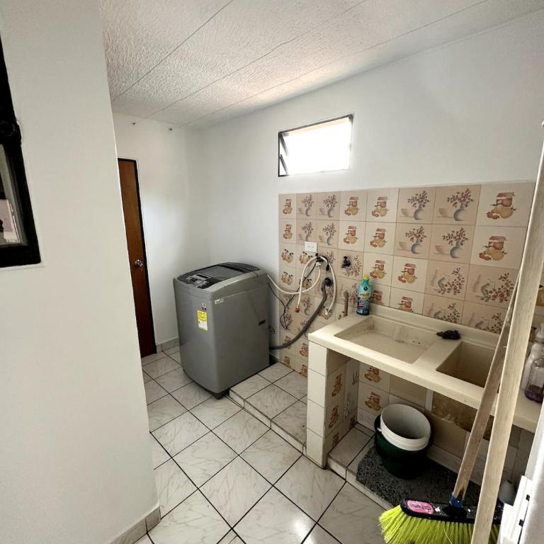 Central Apartment and Spacious balcony, San Gil - Apartamento - 9