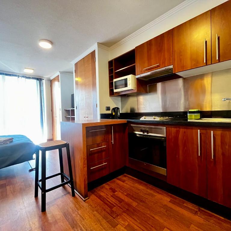 Living Santa Beatriz - One-Bedroom Apartment - 2