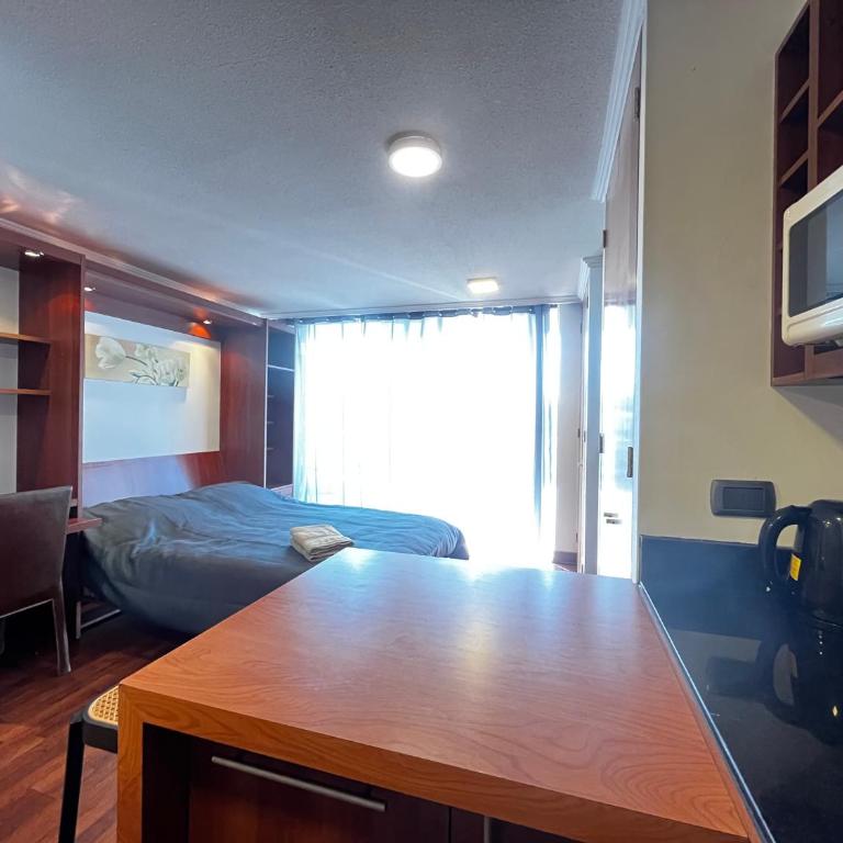 Living Santa Beatriz - One-Bedroom Apartment - 3
