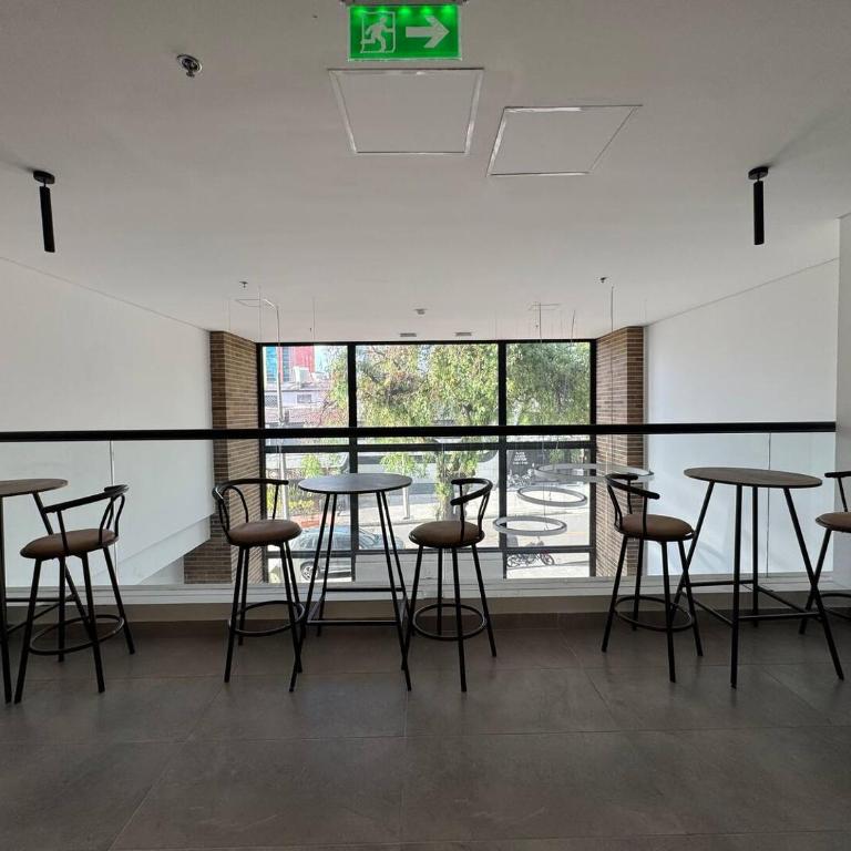 Suite Apartment - Santa Barbara, Usaquén - Restaurants Stores Bars - Fundación Santa Fe - Embajadas Canada, Alemania, Mexico e India - Estudio Deluxe - 24