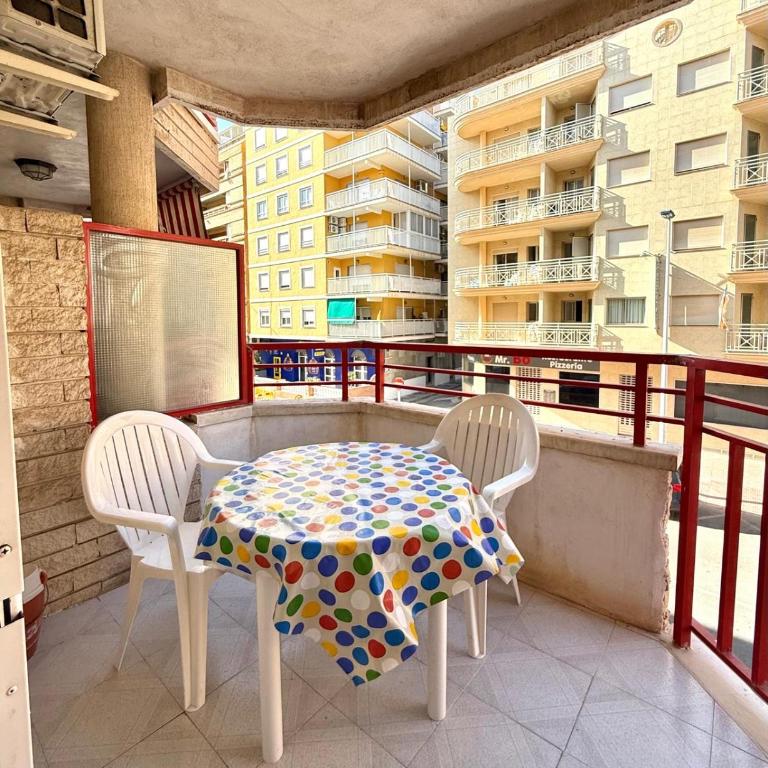Big one bedroom apartment next to beach. - Apartamento de 1 dormitorio - 18