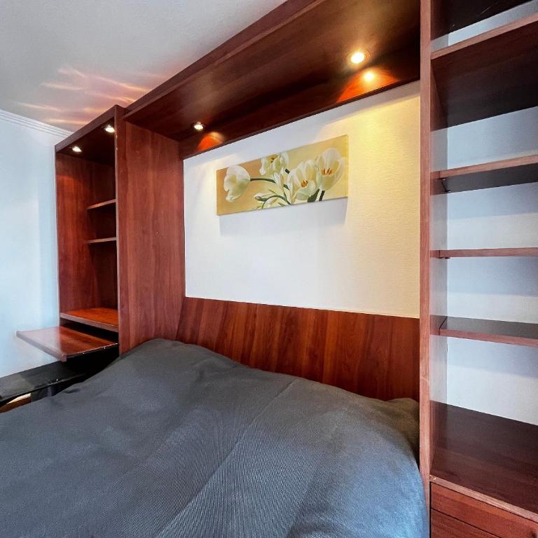 Living Santa Beatriz - One-Bedroom Apartment - 12
