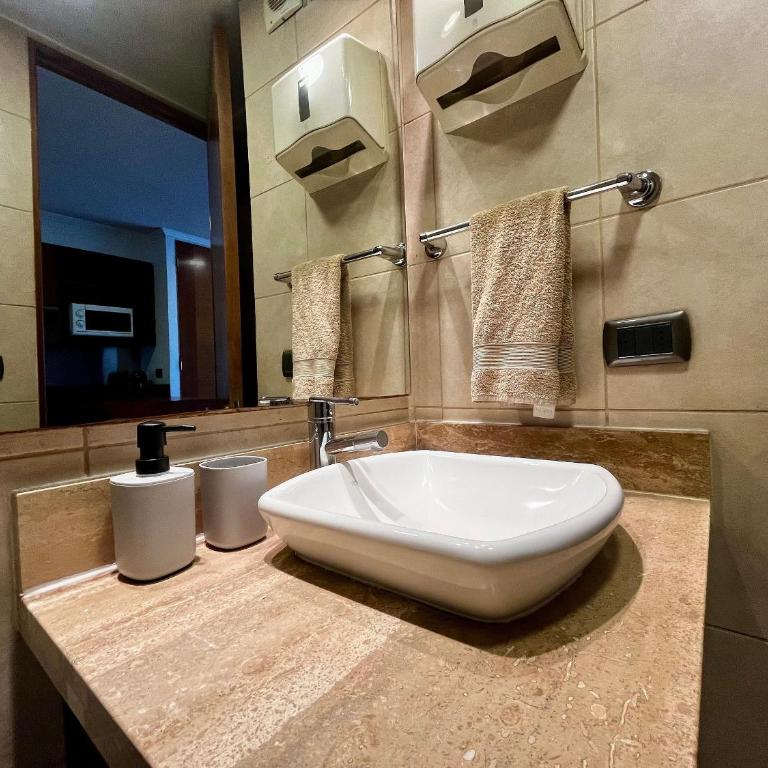 Living Santa Beatriz - One-Bedroom Apartment - 38