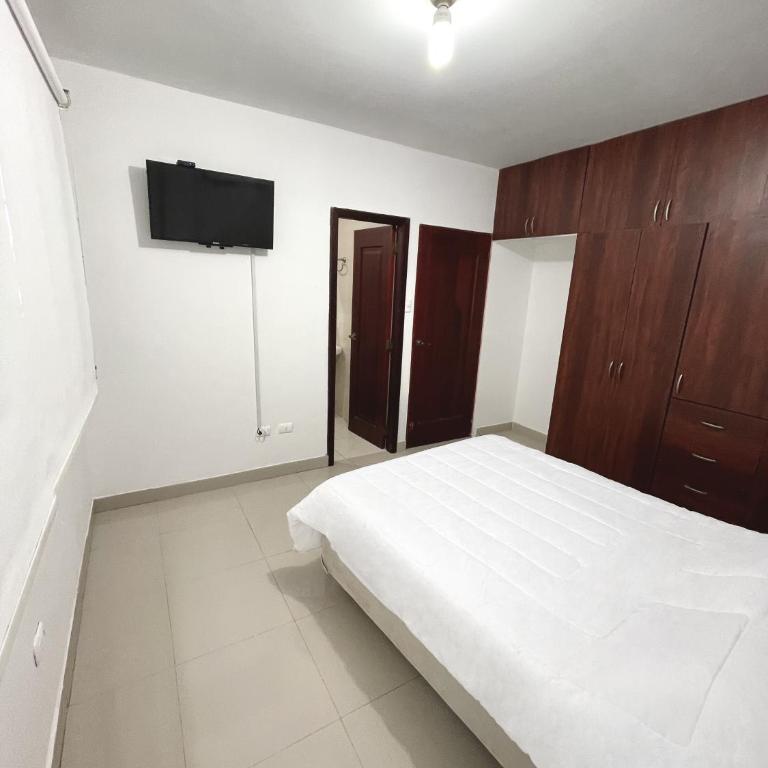 Casa con Habitaciones privadas - Habitación Doble con baño privado - 1