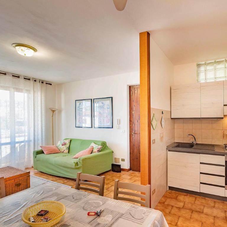 Residence San Zeno - vicino centro,lago parcheggio - Two-Bedroom Apartment - 11