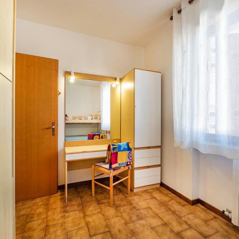 Residence San Zeno - vicino centro,lago parcheggio - Two-Bedroom Apartment - 13