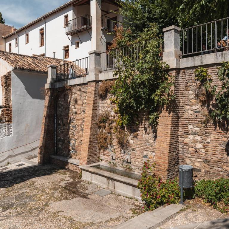 tuAnfitrion Casa Clavel Albayzin - Two-Bedroom House - 2