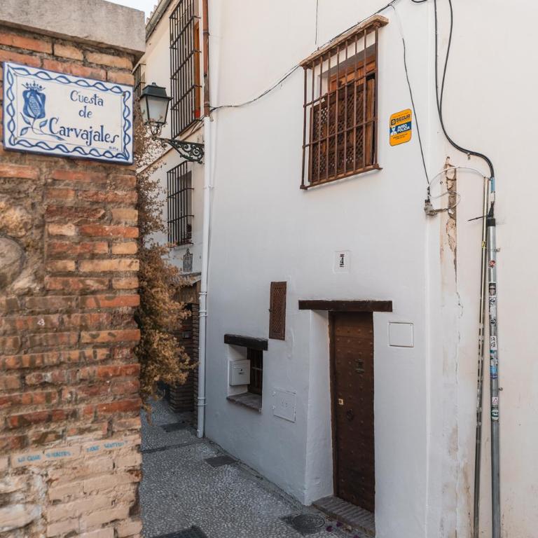 tuAnfitrion Casa Clavel Albayzin - Two-Bedroom House - 11