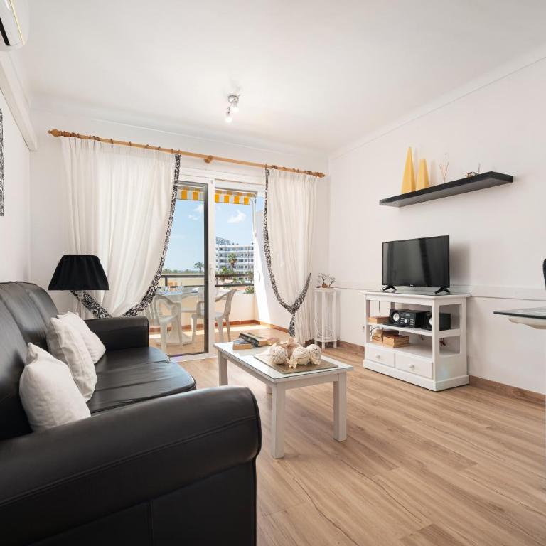 NEW Apartment Sol with Sea Views and Balcony by Bebreeze - Apartamento con balcón - 6
