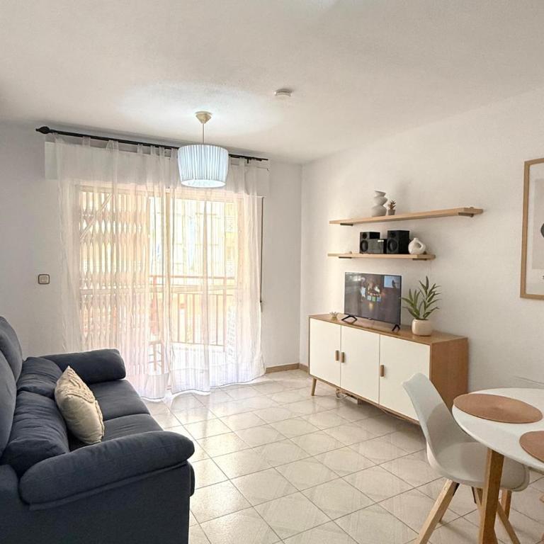 Big one bedroom apartment next to beach. - Apartamento de 1 dormitorio - 10