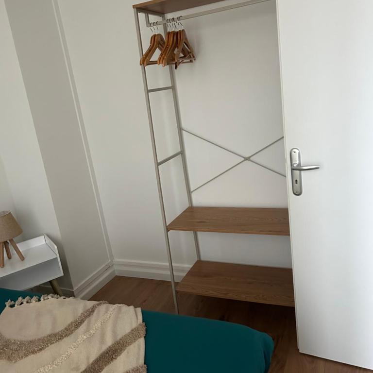 Appartement Cozy sur Rouen - Apartment mit 2 Schlafzimmern und Balkon - 12
