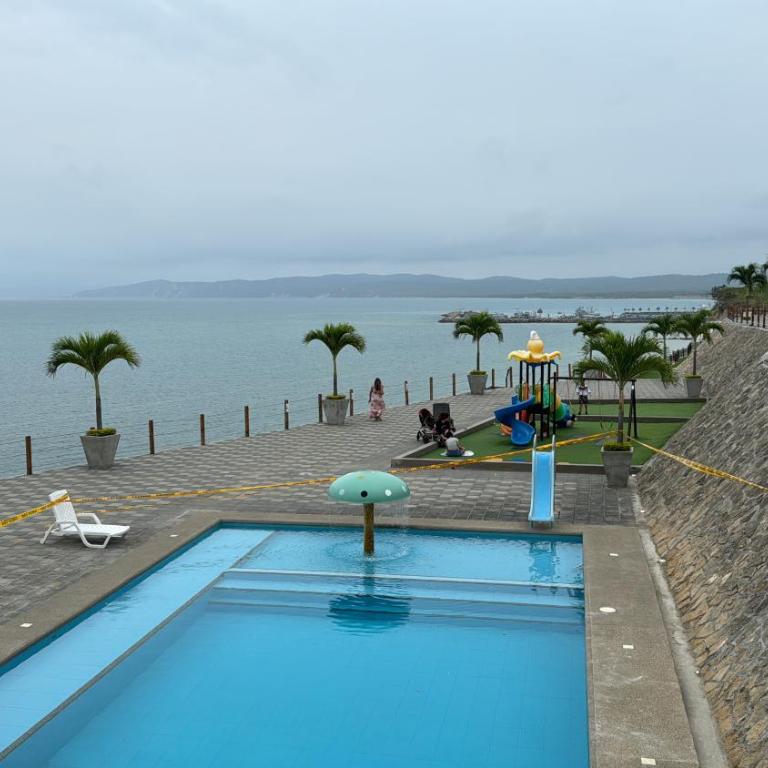 ALOHAE15r - One-Bedroom House - 1