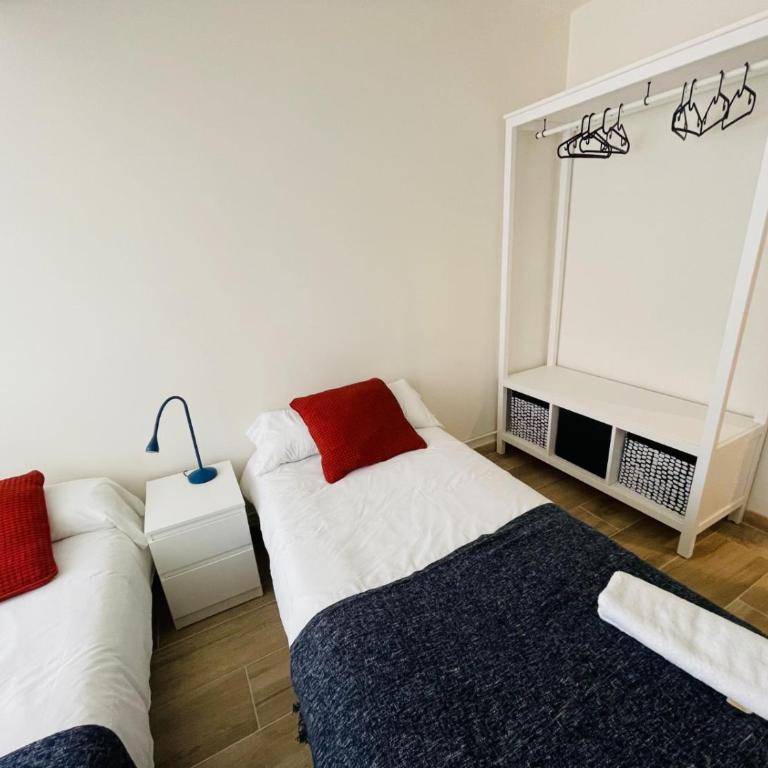 Palacio de Larrinaga - Three-Bedroom Apartment - 5