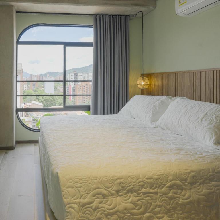 BRENT 30 Living - Apartment with City View - 2