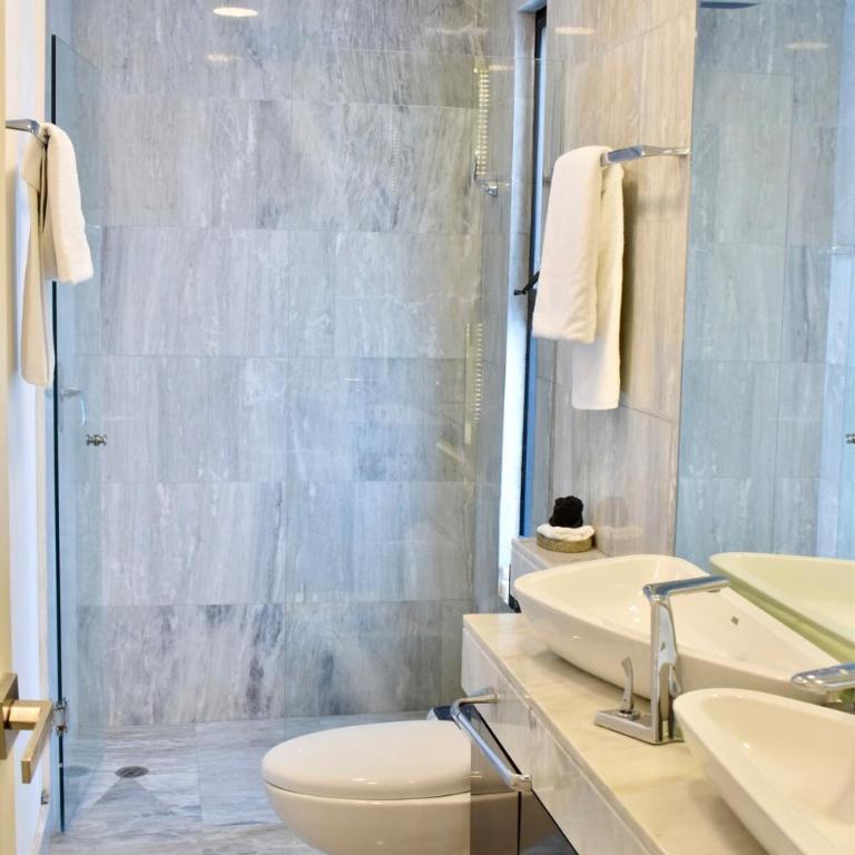 Exclusivo 3 Hab, Terraza Privada, Alberca y Asador - Three-Bedroom Apartment - 14